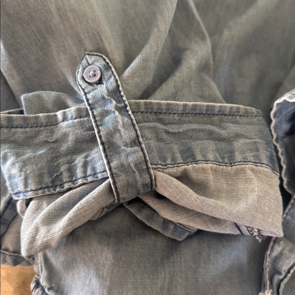 Est 1946 chambray popover zip V-neck roll tab sleeves (flawed) XL - Picture 10 of 11